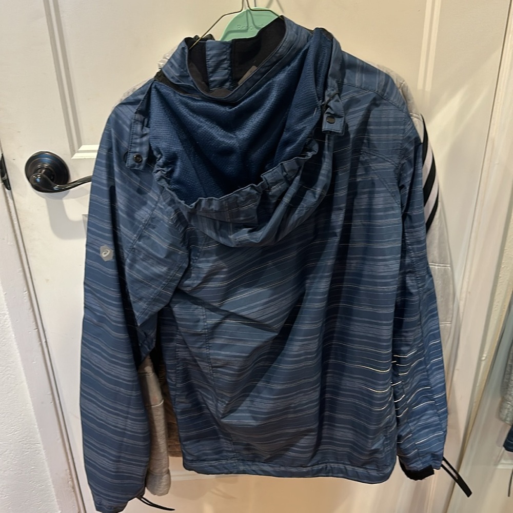 Asics Running Rainjacket - image 2